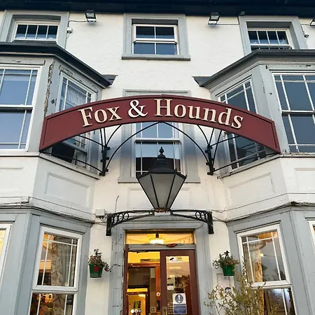 The Fox And Hounds-2